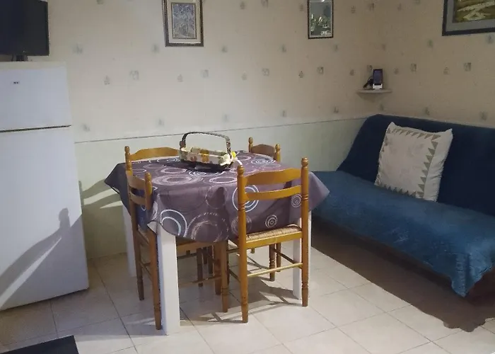 Holiday home Entre Plages A 2kms Et Foret